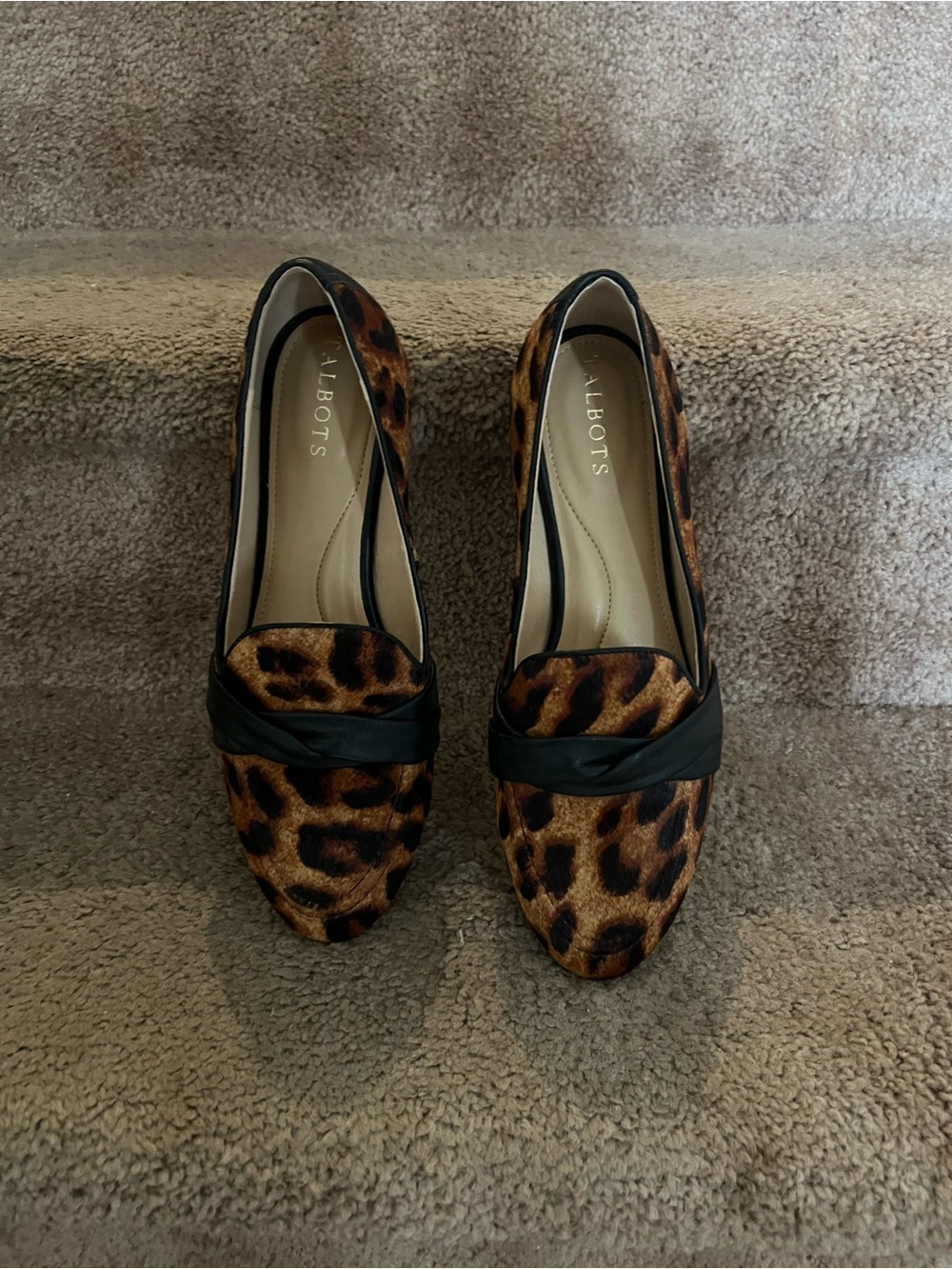 Talbots Leopard Print Flats with Black Band - Picture 2 of 3